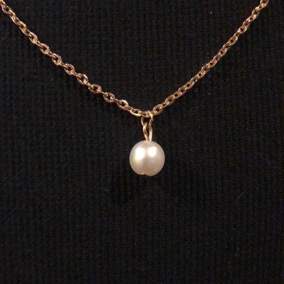 gold layered chain necklace - Picture 2 of 4